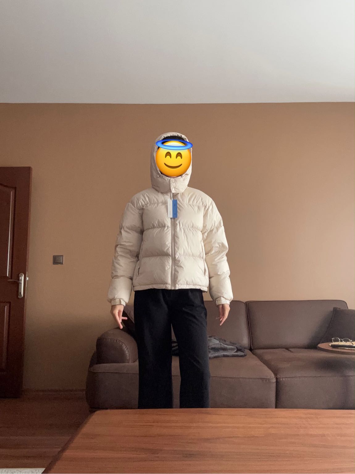 Krem Kapüşonlu Mont — görsel 4/4