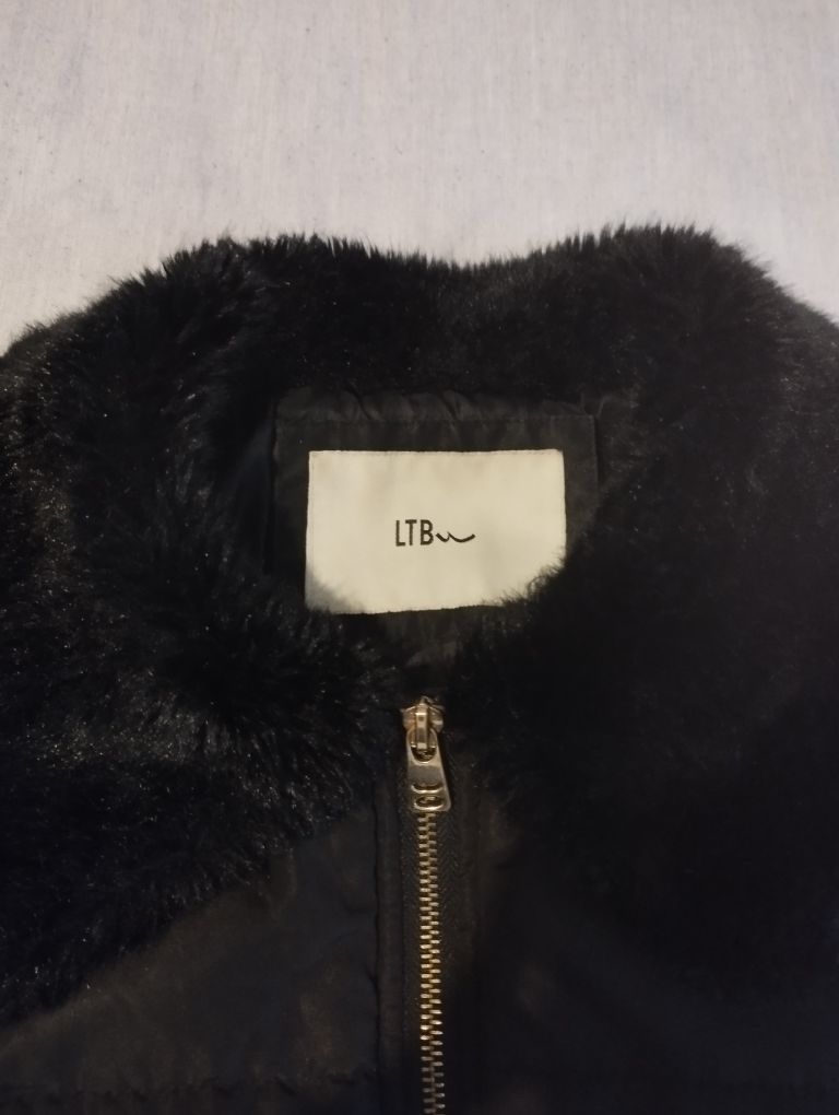 Siyah lü Mont — görsel 4/4
