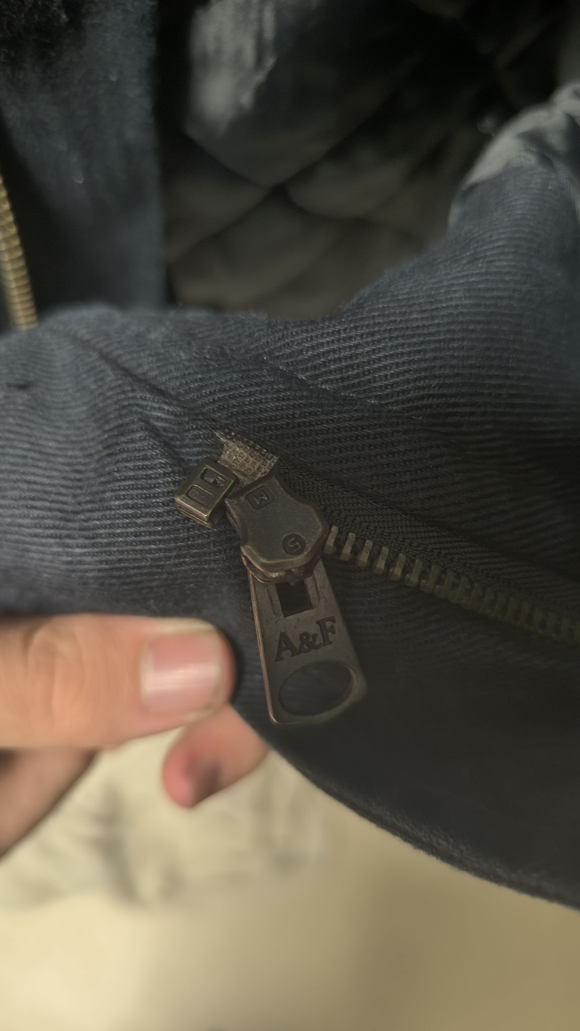 Abercrombie & Fitch Mont — görsel 19/19