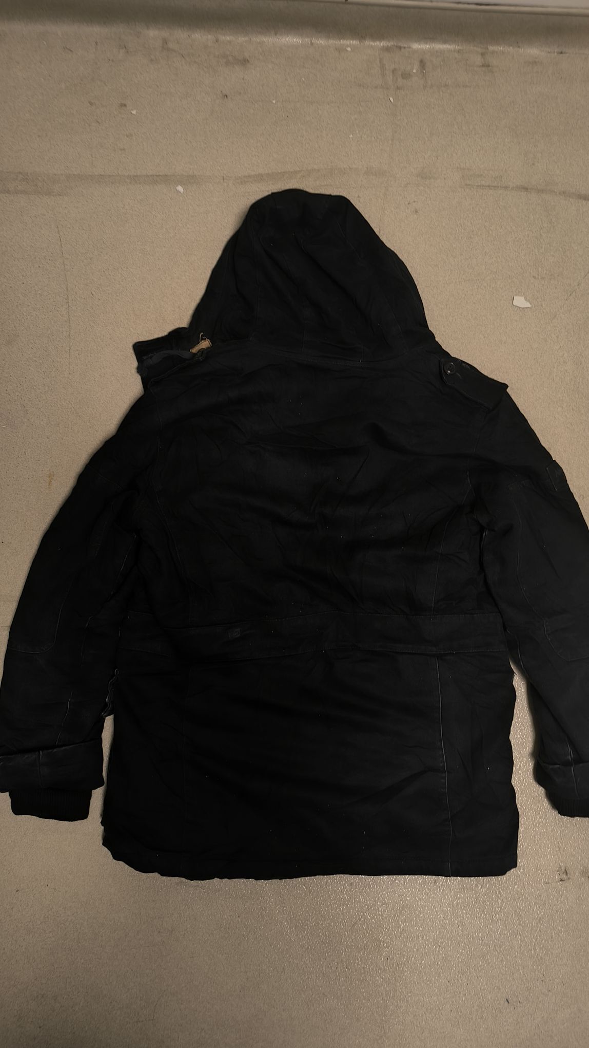 Abercrombie & Fitch Mont — görsel 13/19