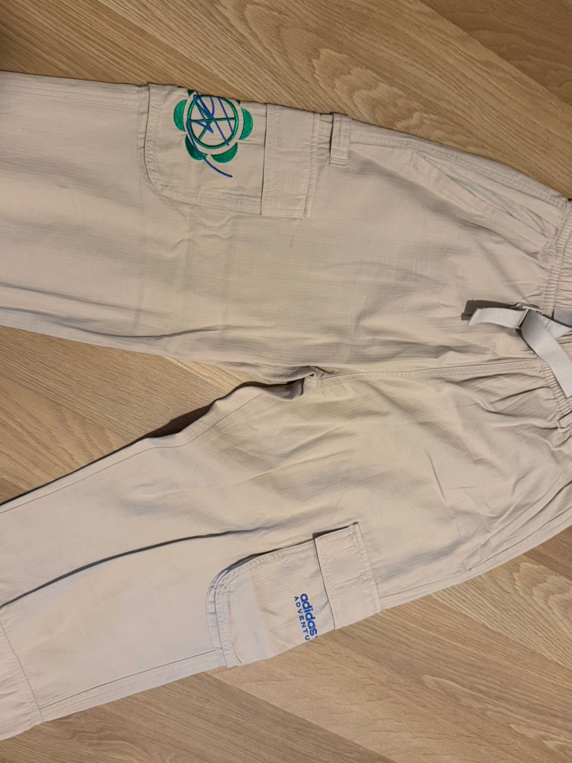 Adidas Kargo Pantolon — görsel 2/4