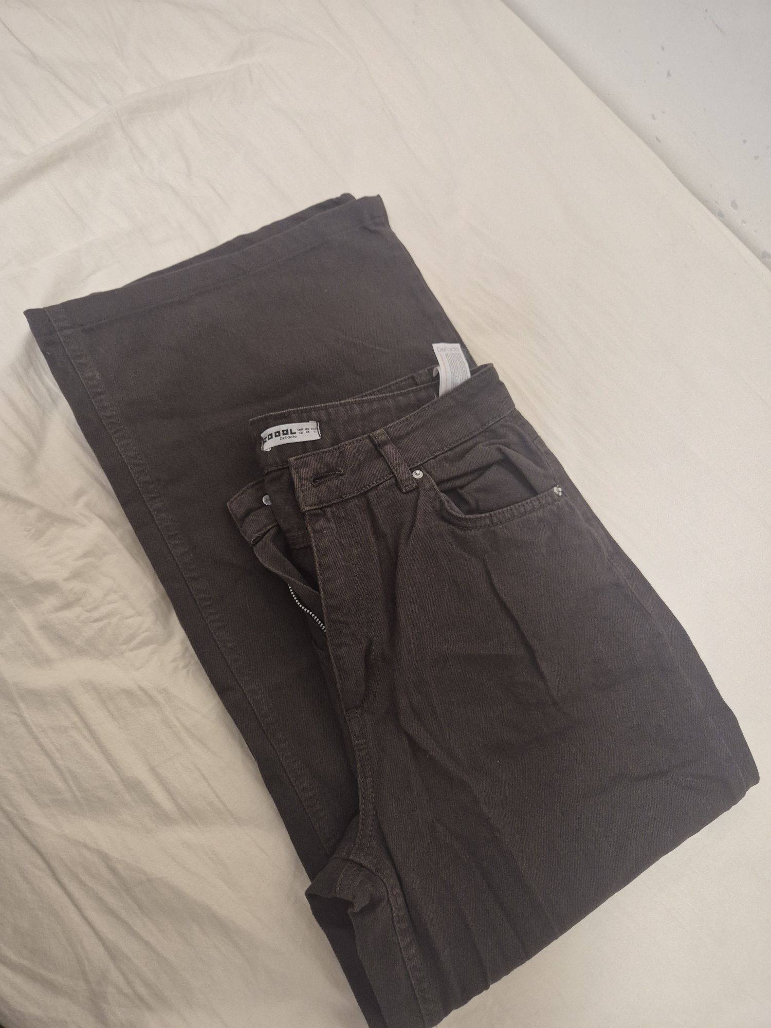 Geniş Paça Kot Pantolon — görsel 3/4