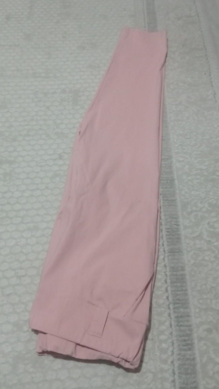 Pembe Pantolon — görsel 2/4