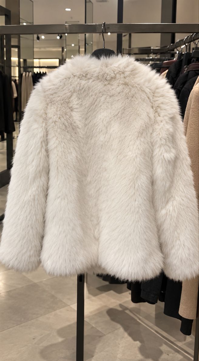 ZARA Ekru Peluş Mont | Yumuşak Doku — görsel 2/2