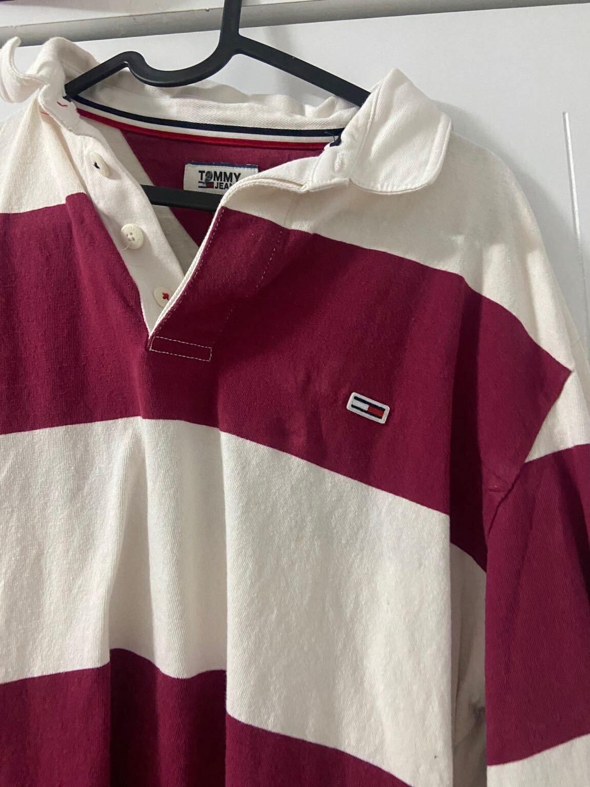 Tommy Hilfiger Çizgili Polo Yaka Tişört — görsel 3/4