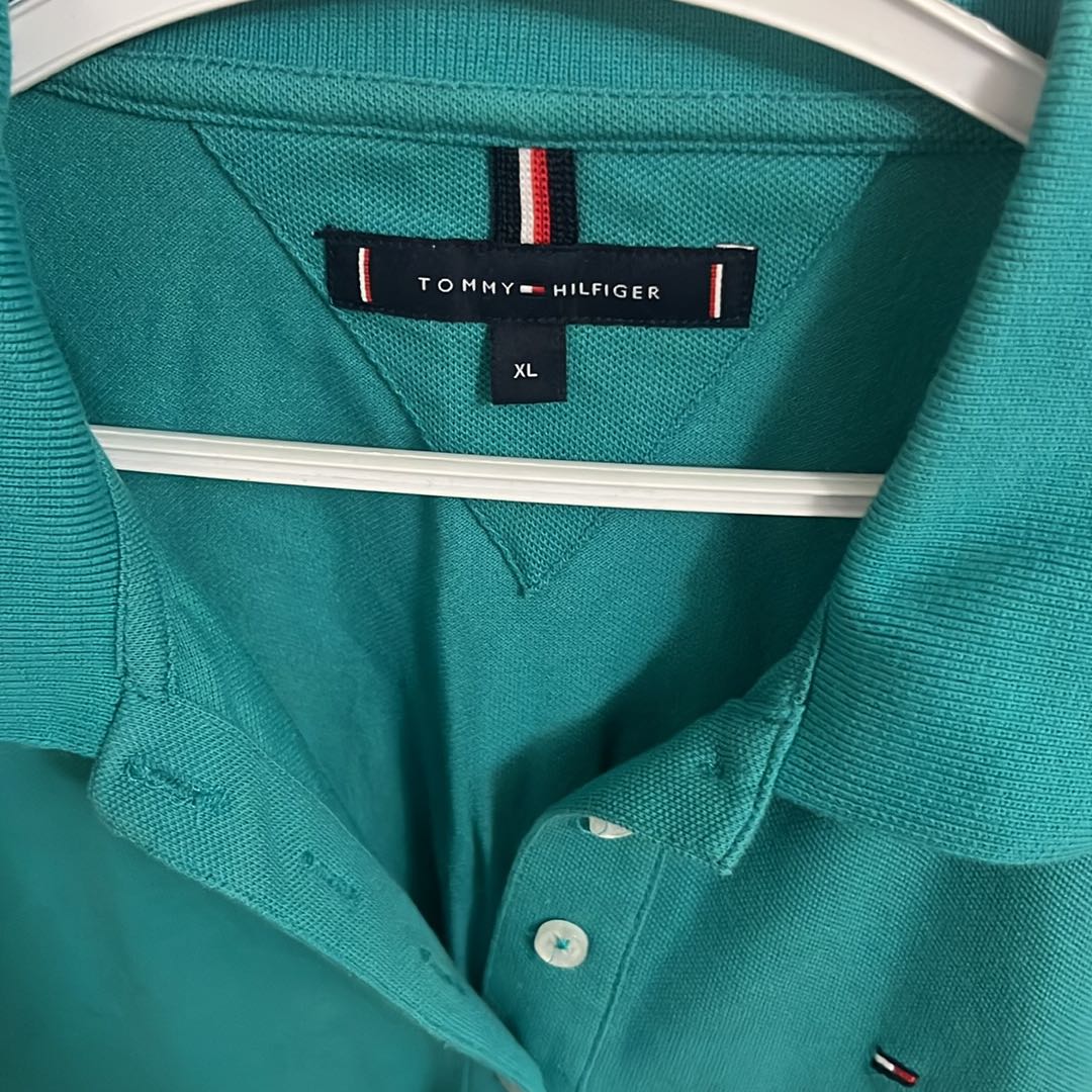 Tommy Hilfiger Polo Yaka ACİL SATILIK — görsel 3/4