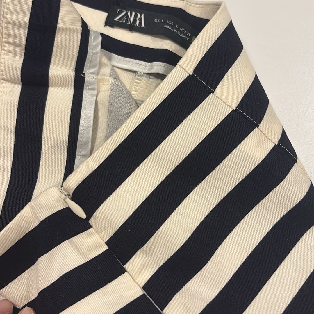 Zara Çizgili Şort — görsel 3/4