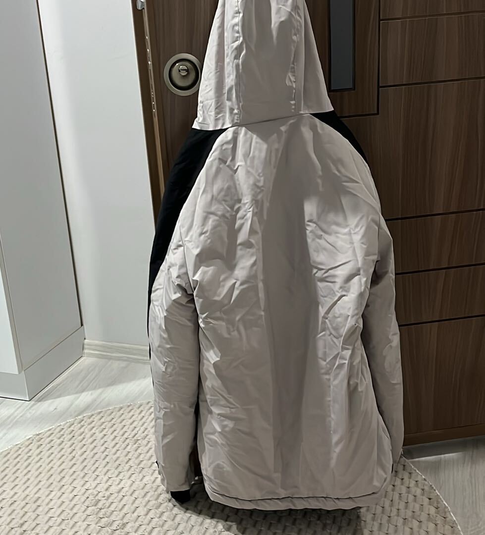 EA7 Kapüşonlu Mont — görsel 2/3