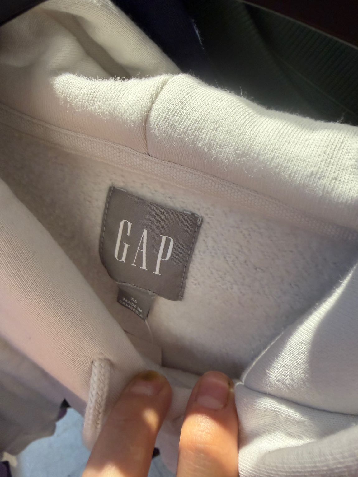 GAP Beyaz Sweatshirt — görsel 3/4
