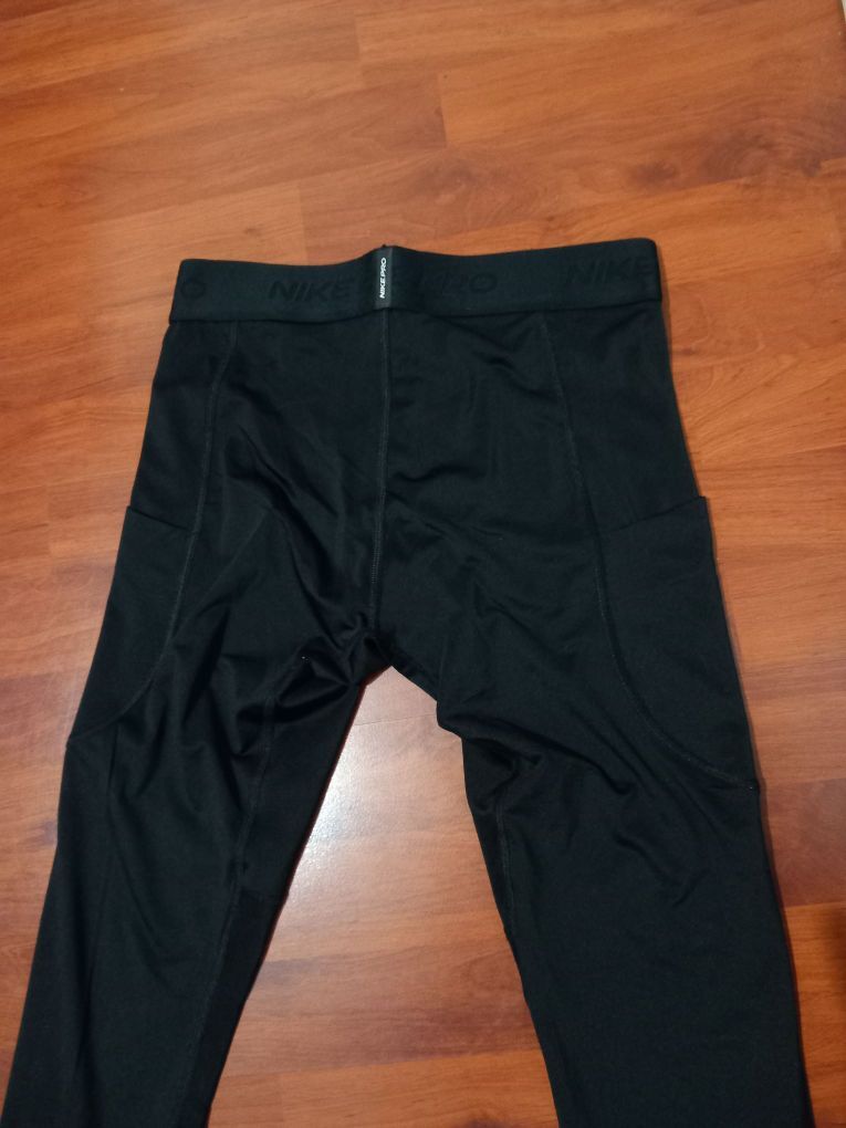 nike pro tayt — görsel 4/5