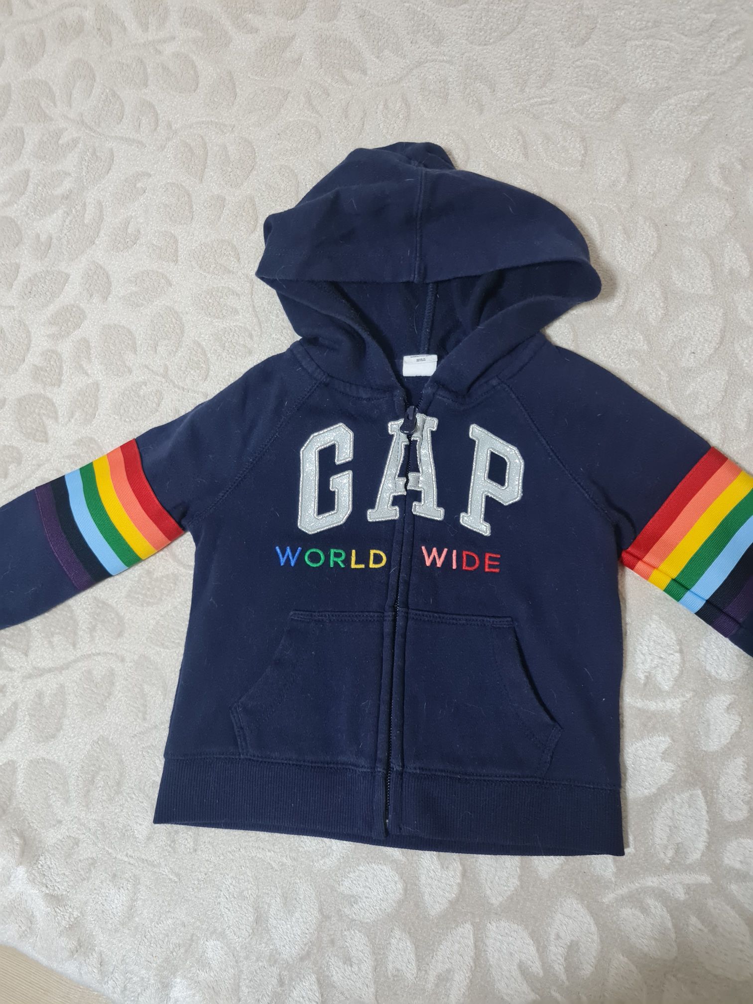 Gap Kapüşonlu Sweatshirt — görsel 2/8