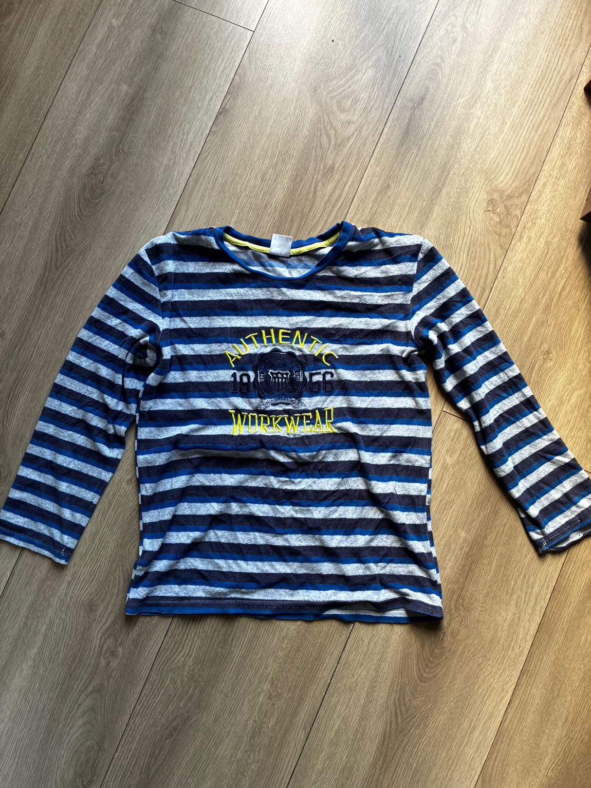Çizgili T-Shirt — görsel 2/4