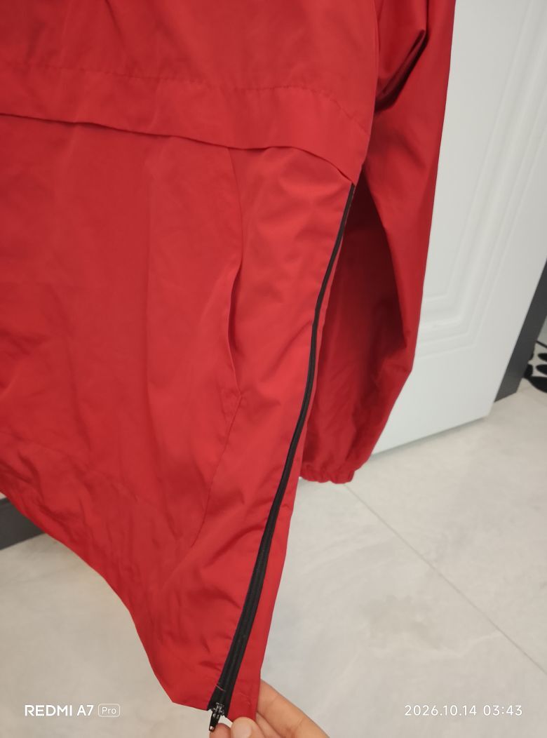 Nike AMG Yağmurluk — görsel 3/11
