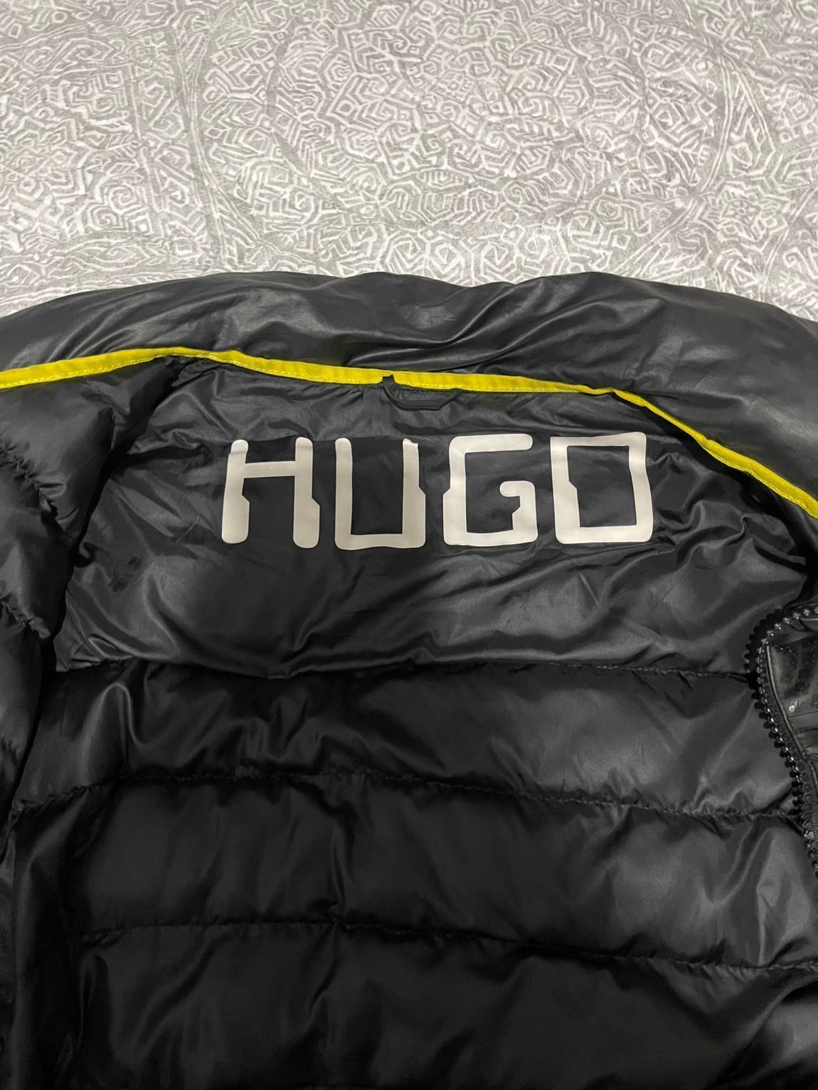 Siyah Mont Hugo Orjinal — görsel 4/6