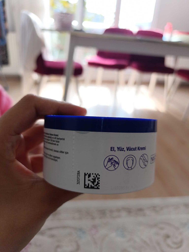 Neutrogena Nemlendirici Kremi 300ml — görsel 4/4