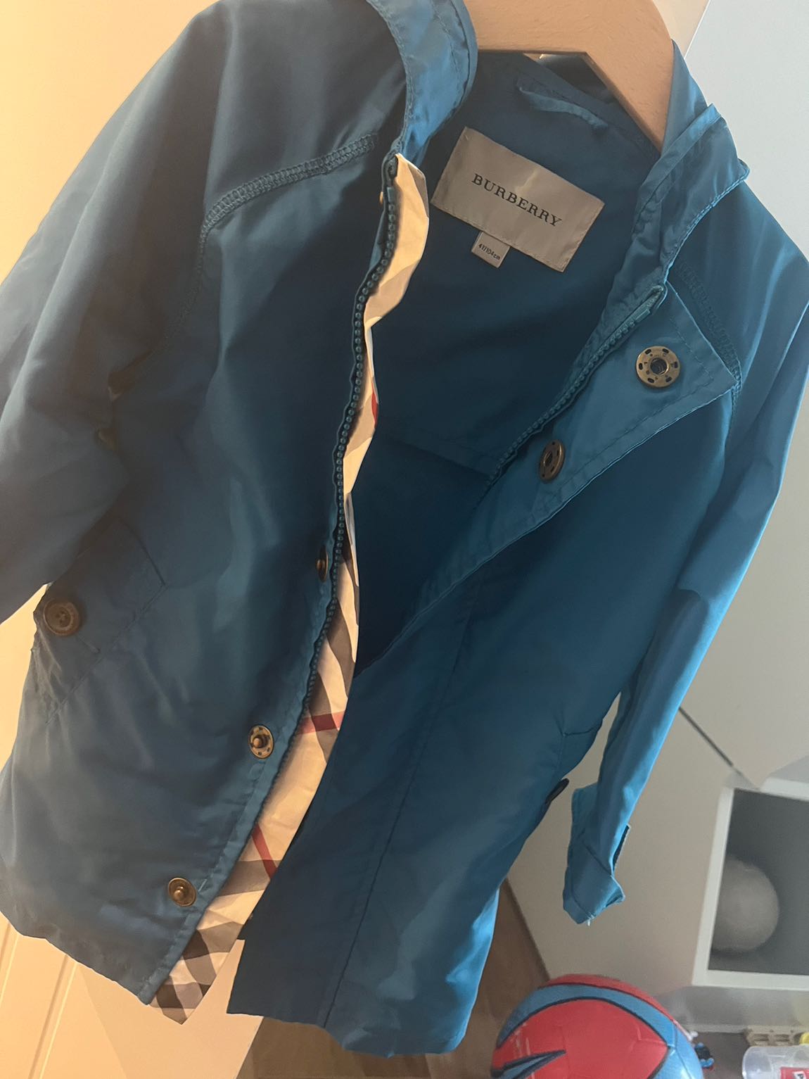 Burberry yağmurluk — görsel 4/5
