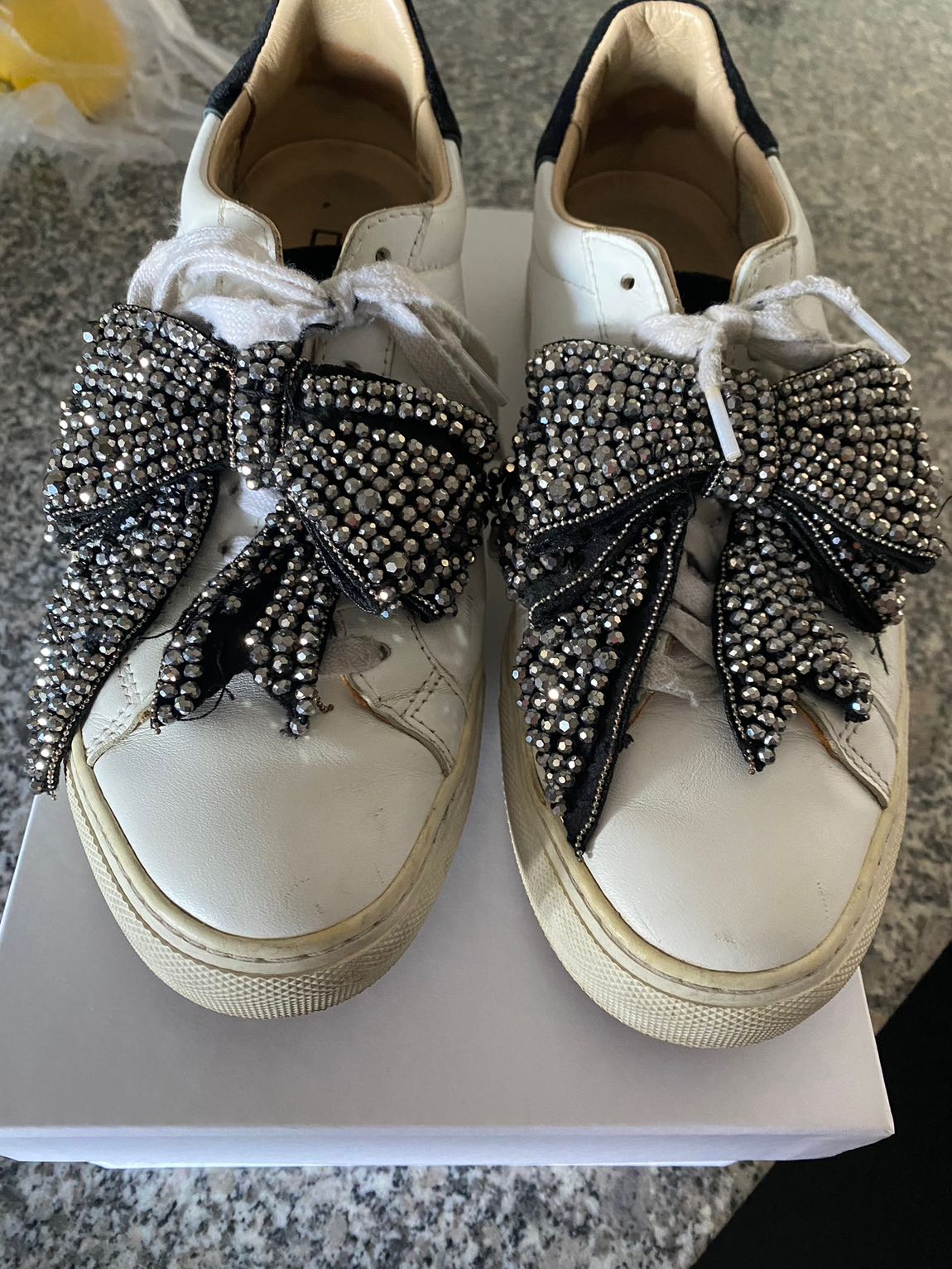 Date sneaker — görsel 2/6