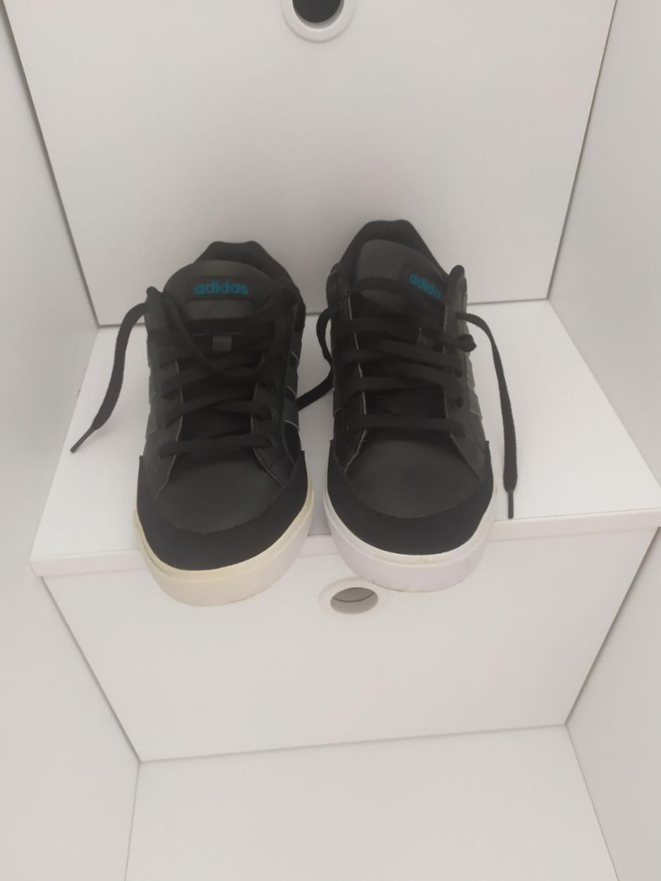 adidas — görsel 2/8