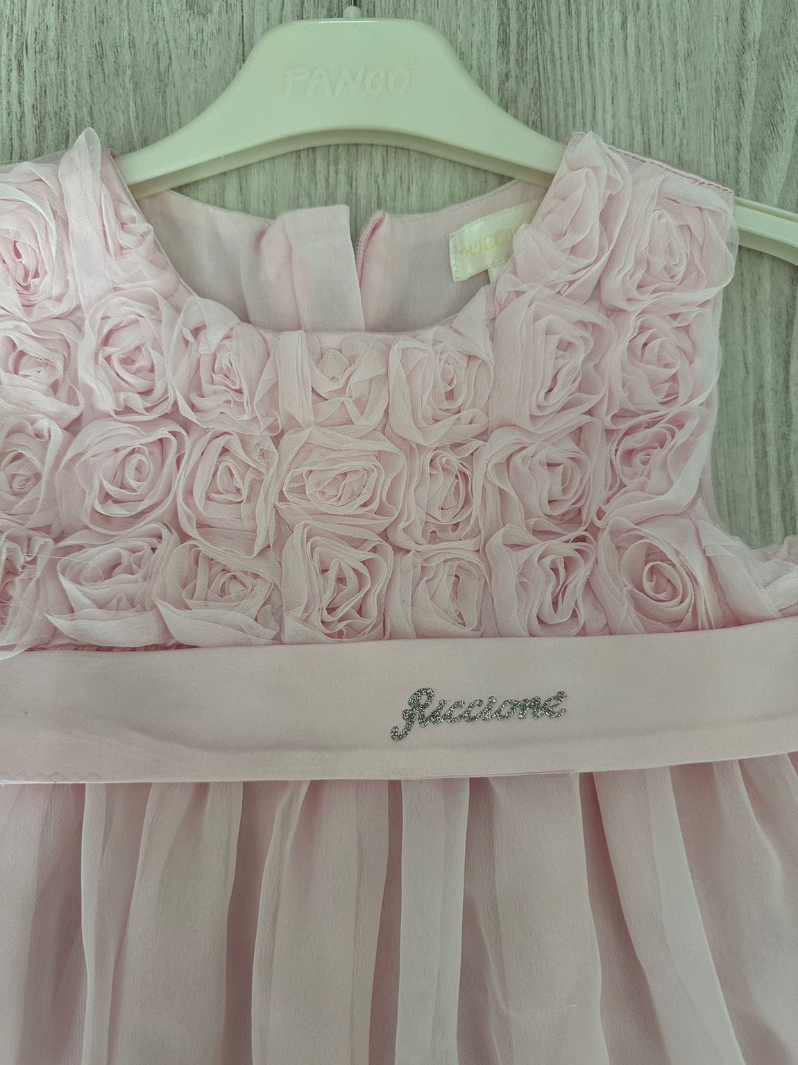 Pembe elbise — görsel 2/6