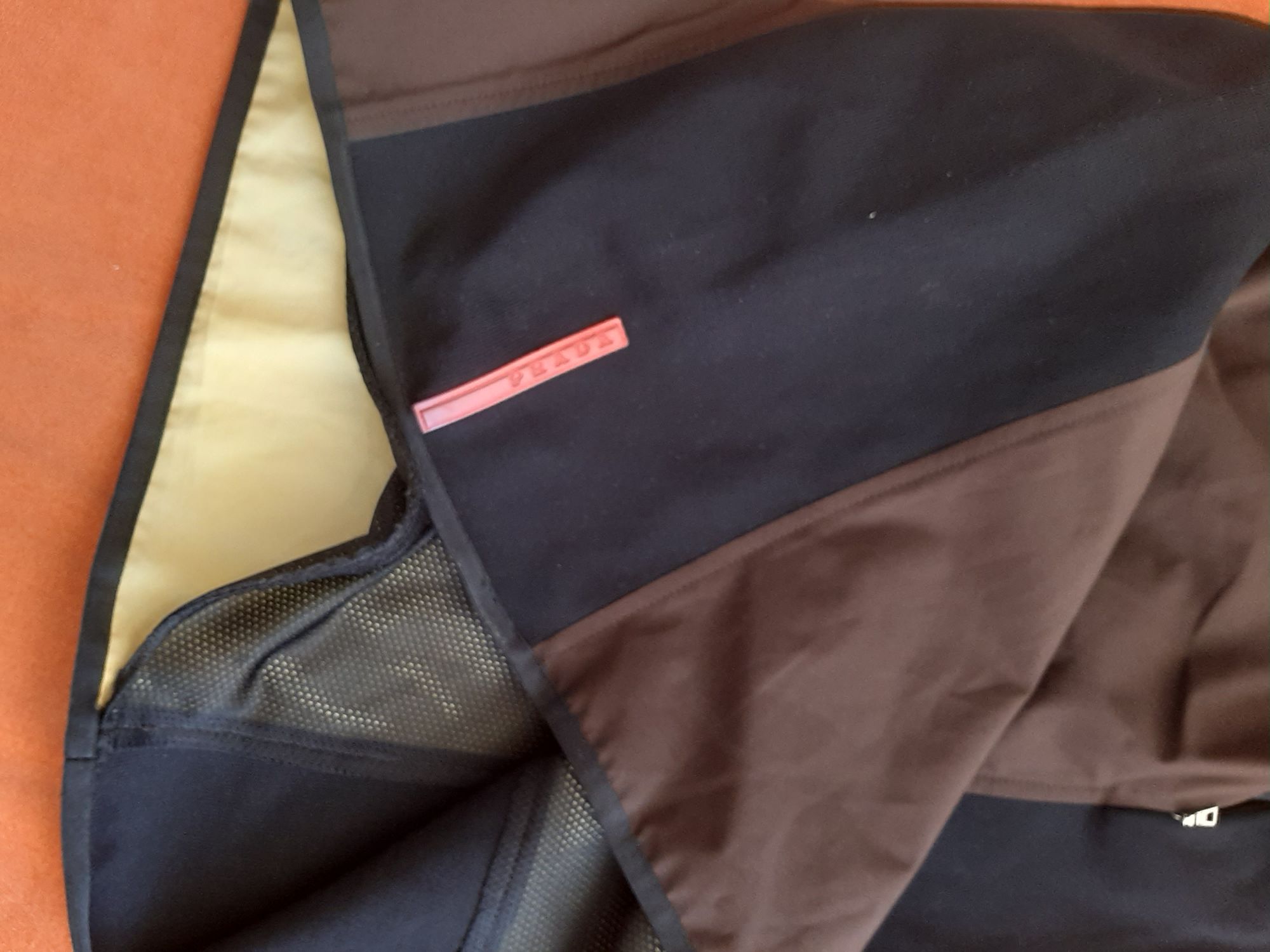 prada etek — görsel 6/7