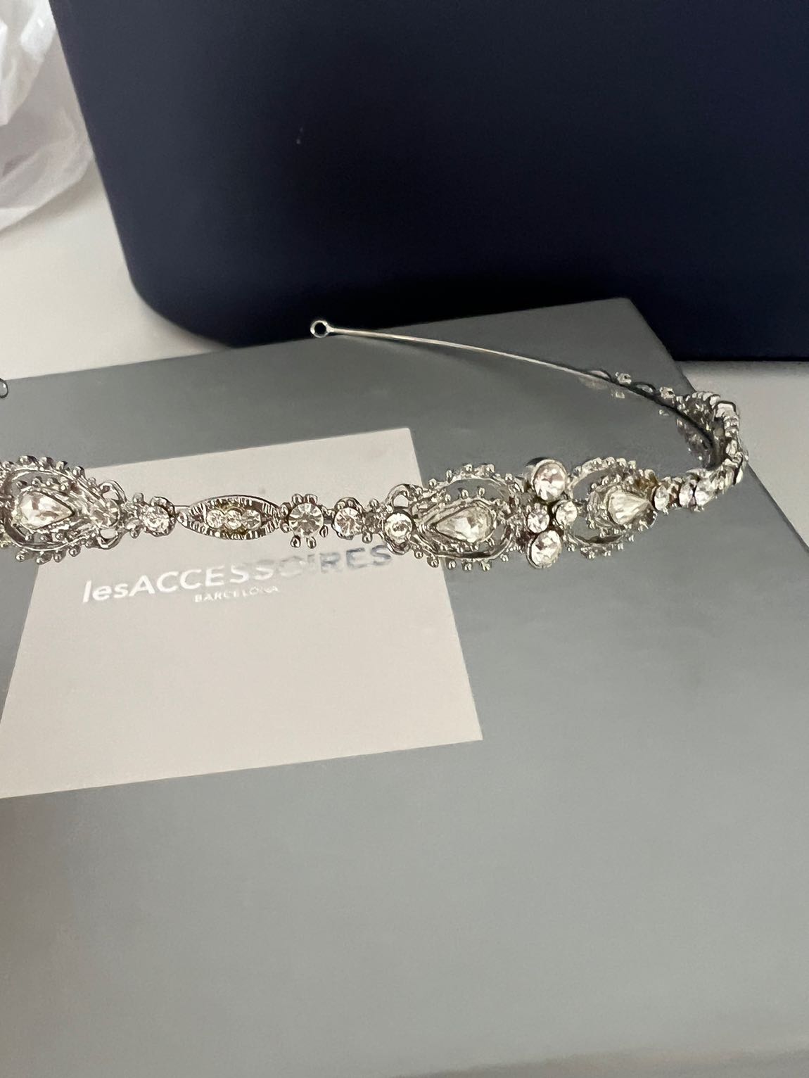 Pronovias gelin tacı — görsel 3/4