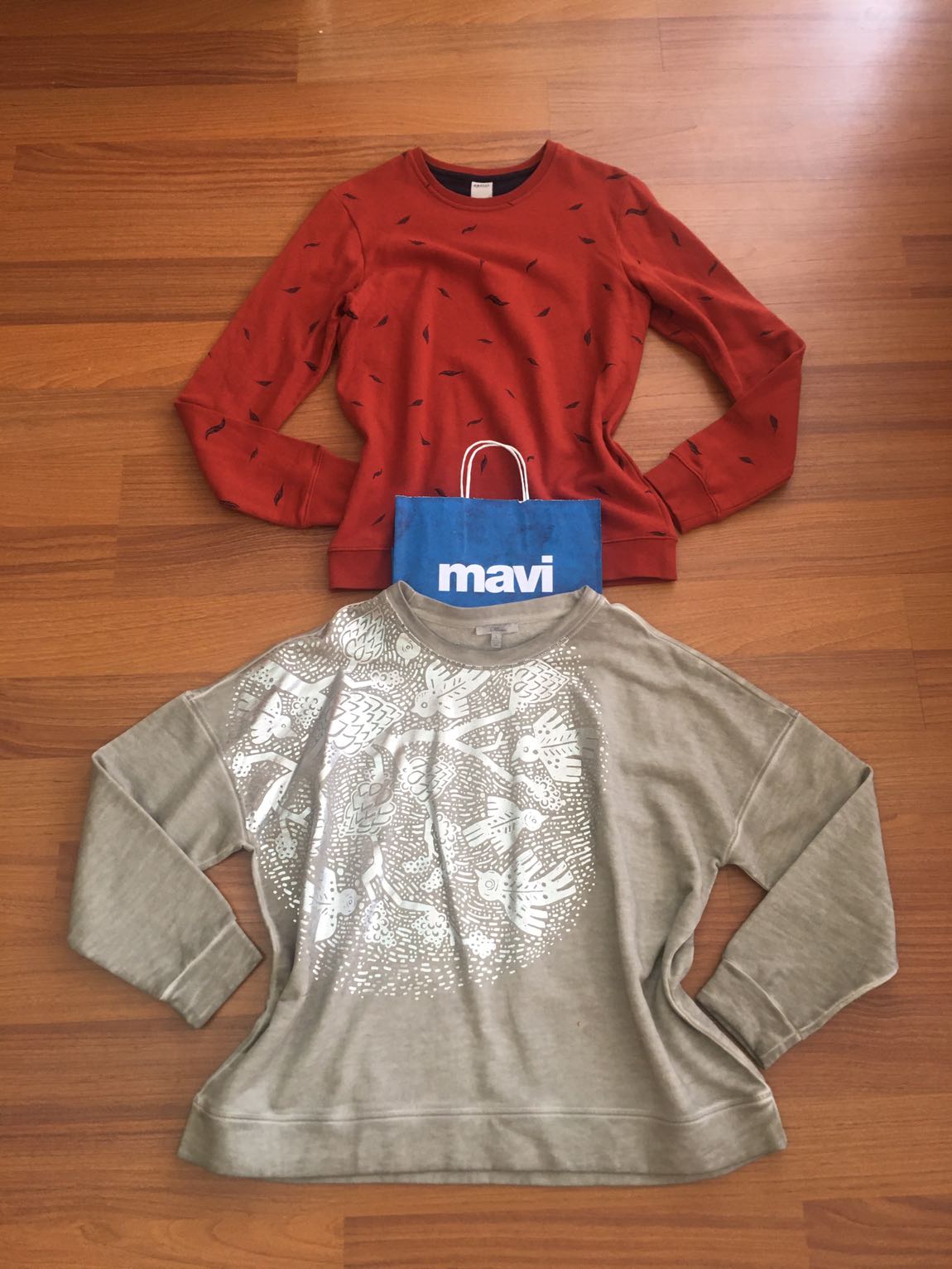 MAVİ JEANS SIFIR ETİKETLİ BEJ SWEATSHİRT — görsel 3/8