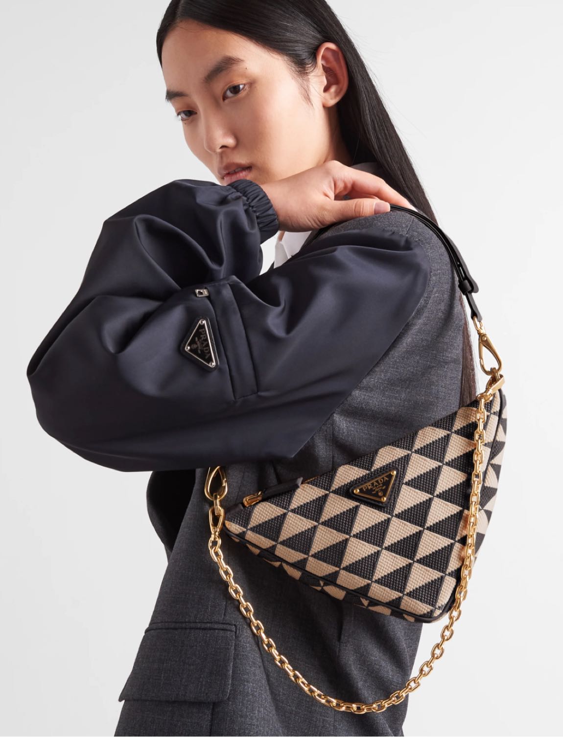 Prada jakar çanta — görsel 2/8