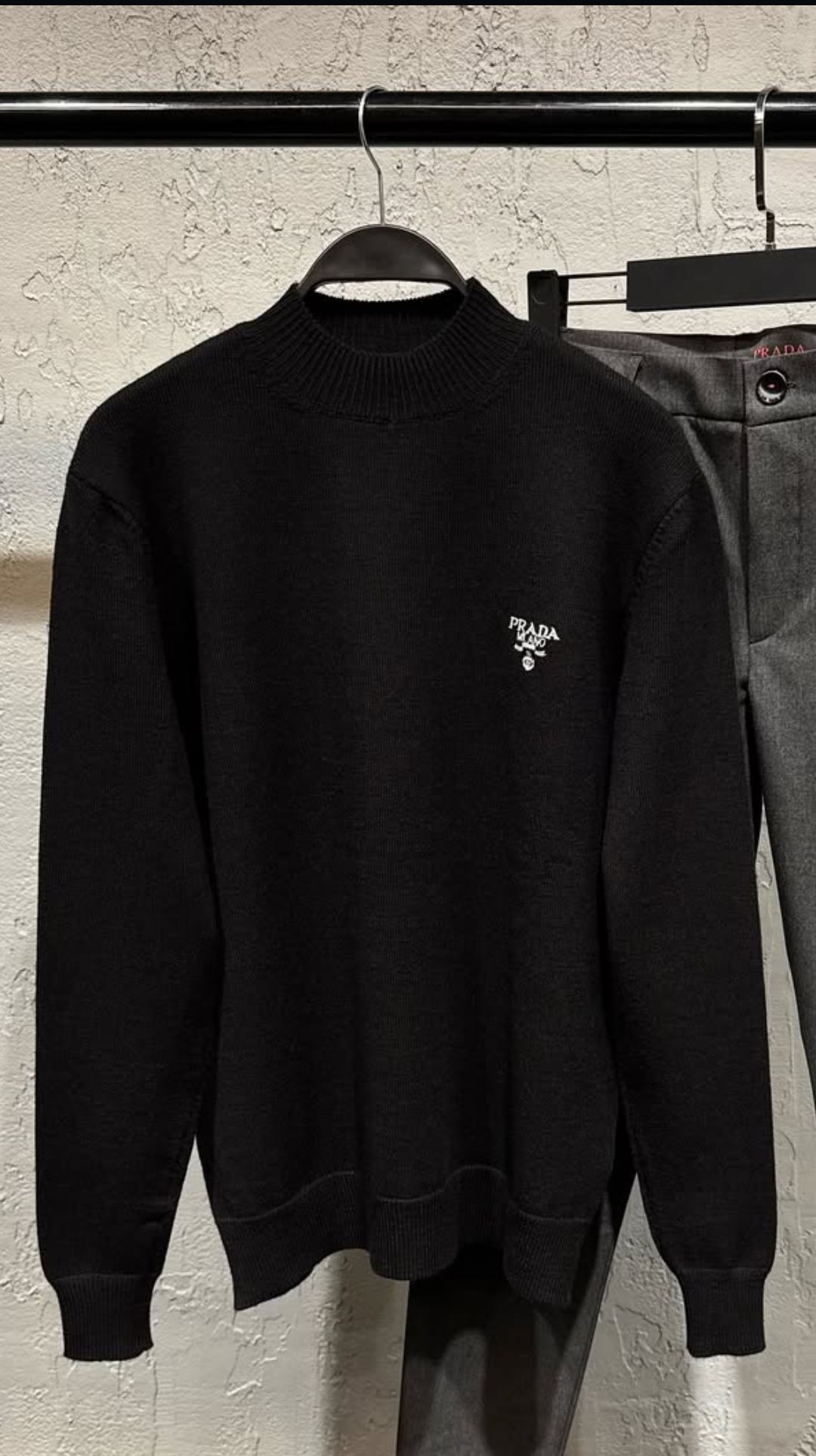 PRADA — görsel 2/3