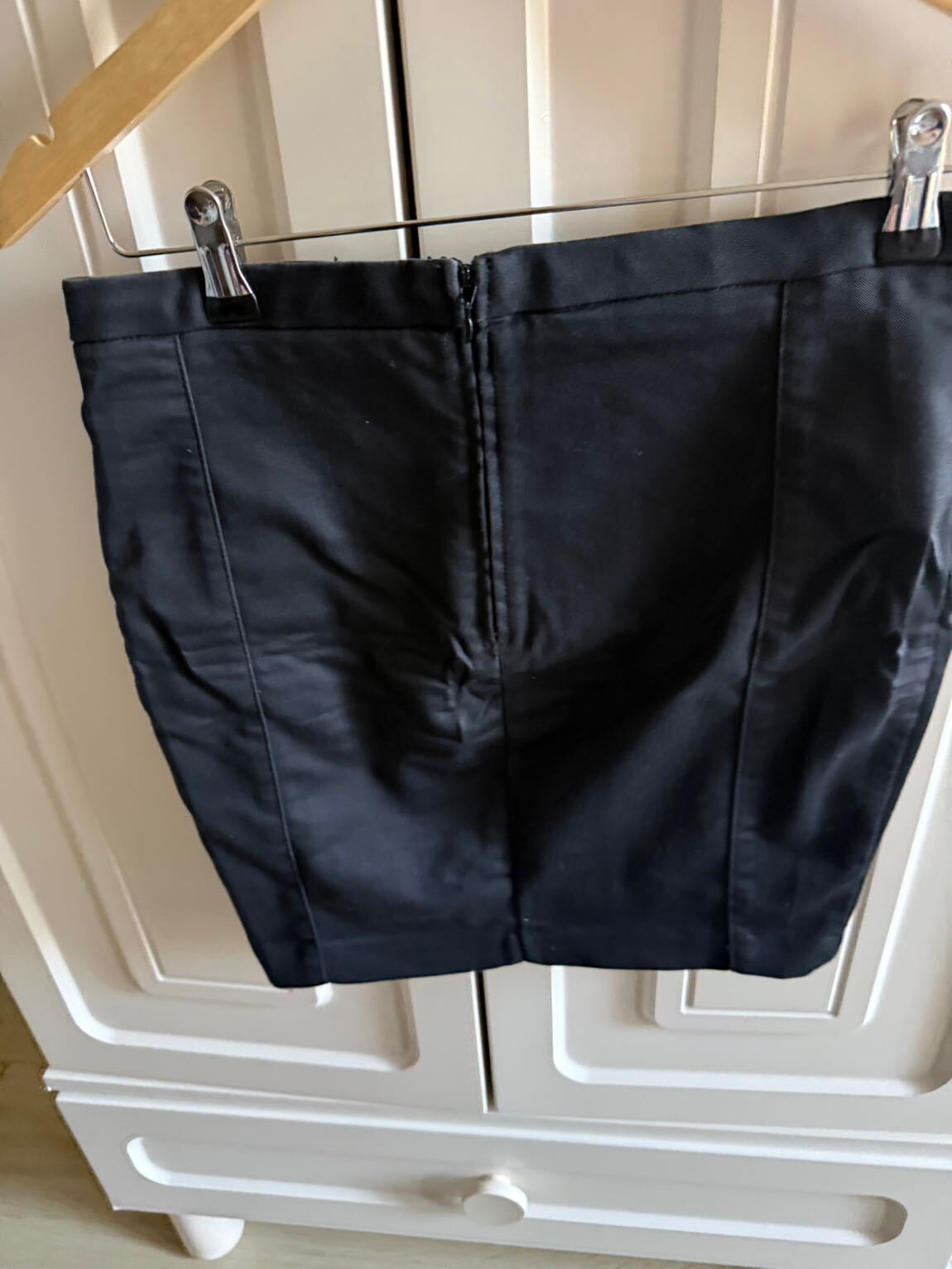 Guess mini etek — görsel 2/4