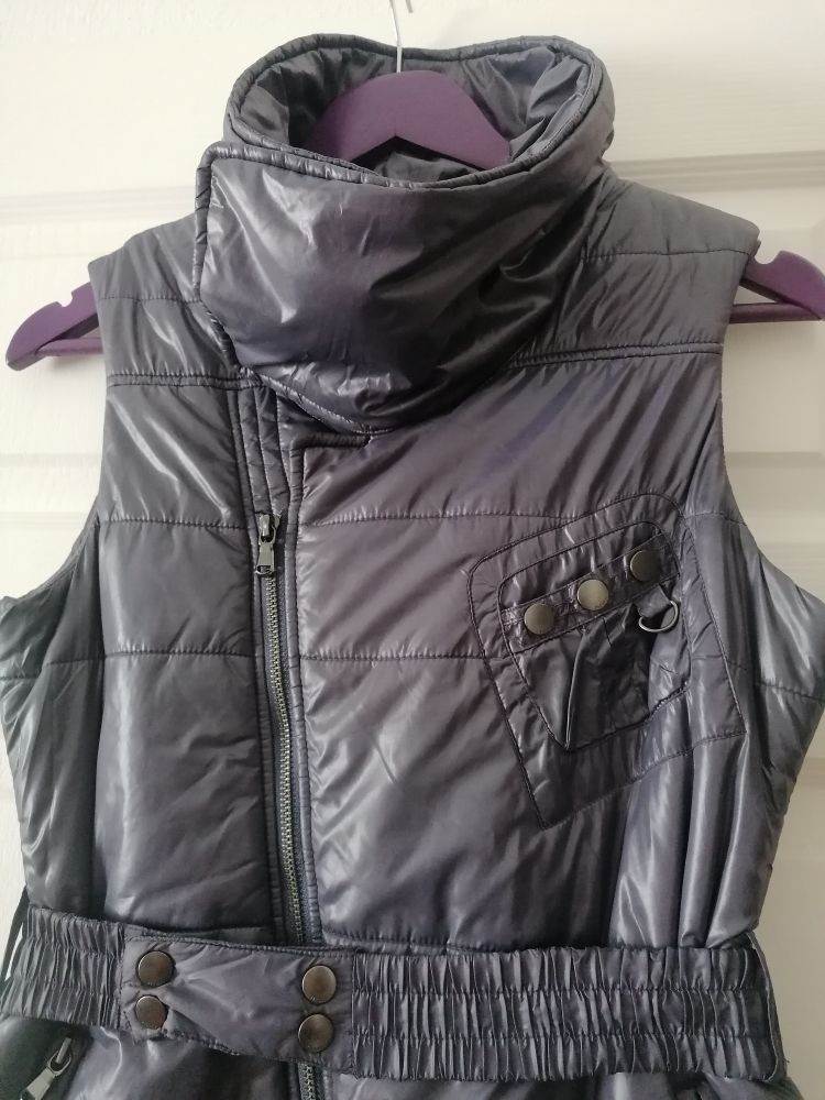 Diesel mor renkli mevsimlik yelek. — görsel 3/8