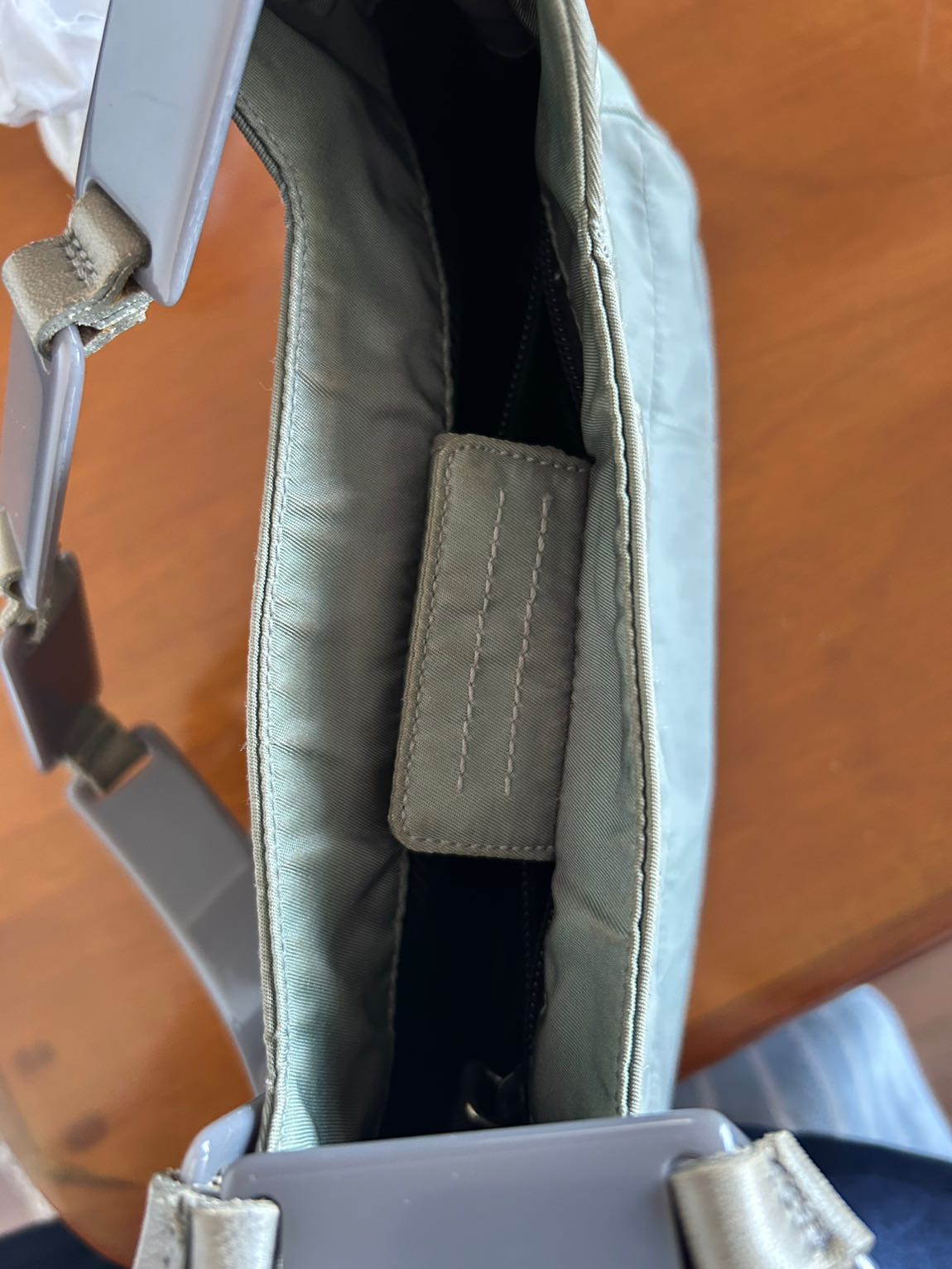 Prada çanta — görsel 5/5