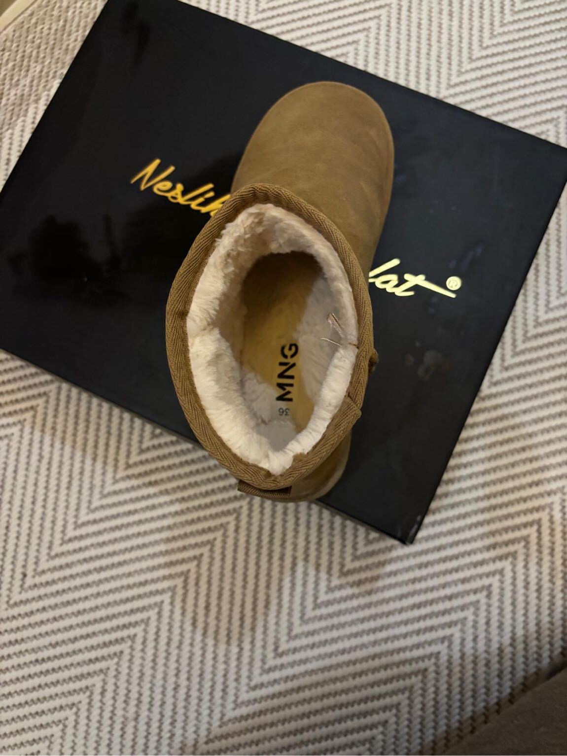 Mango ugg model bot — görsel 3/4