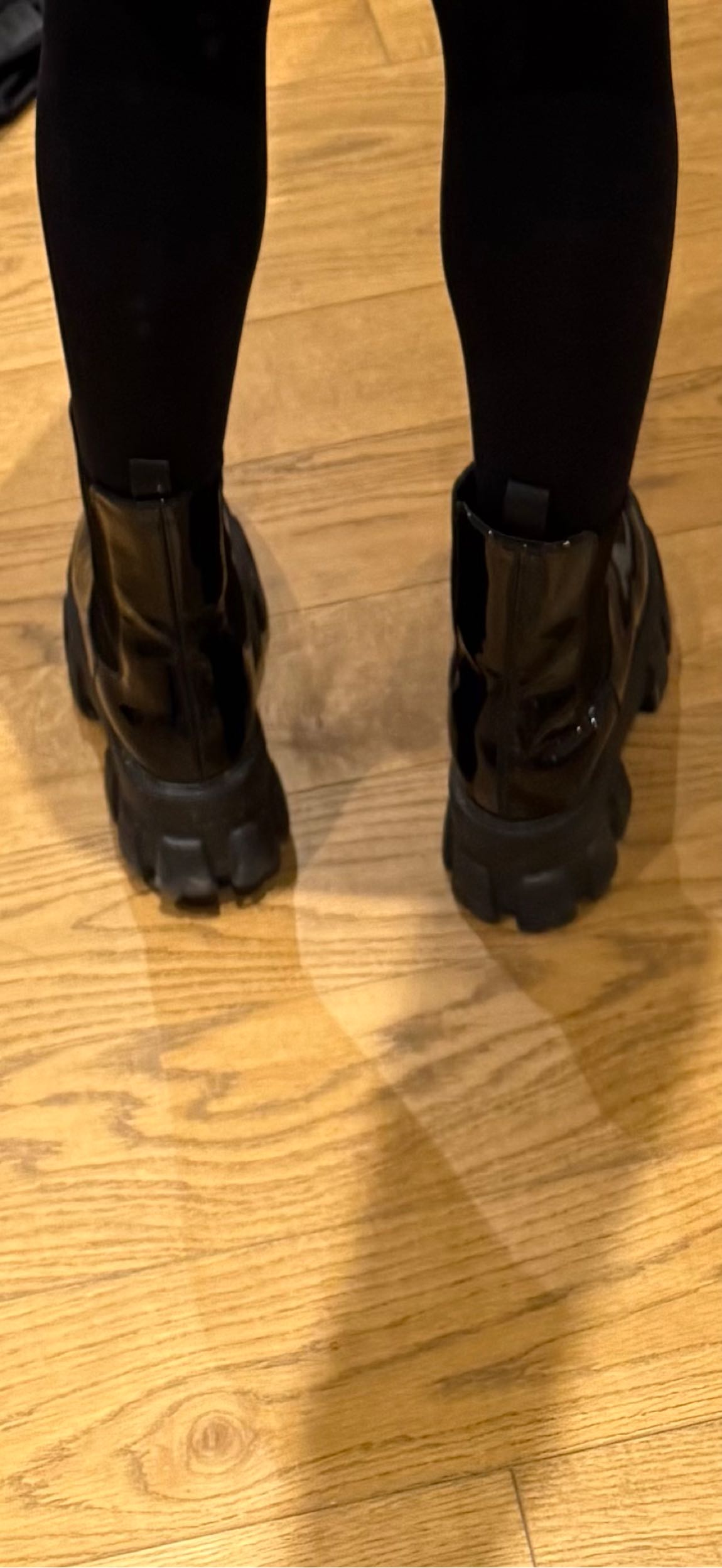 Prada bot — görsel 3/4