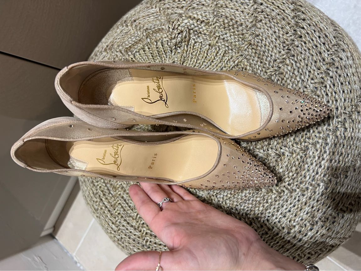 Christian Louboutin — görsel 3/7