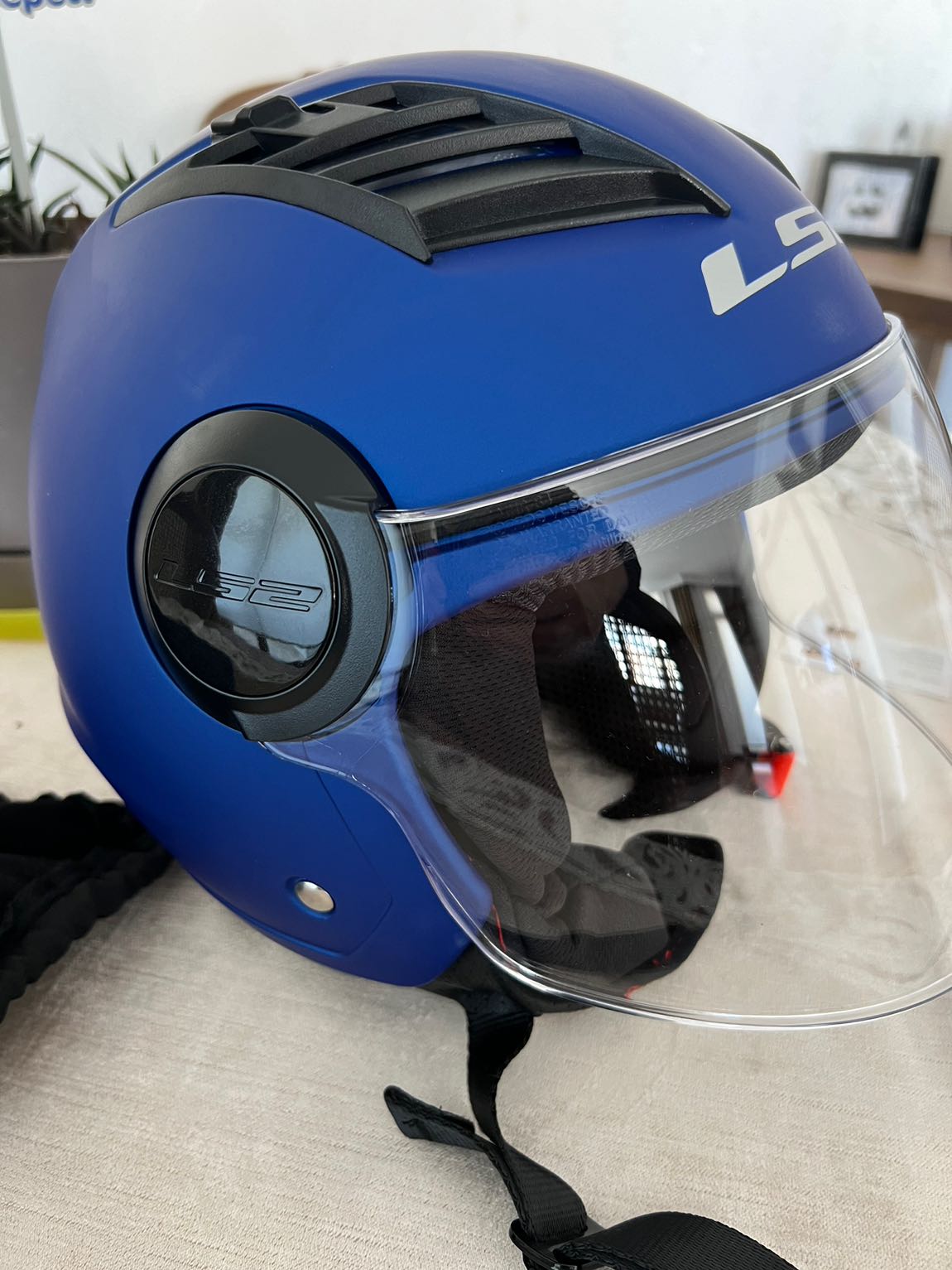 LS2 Kask — görsel 2/7