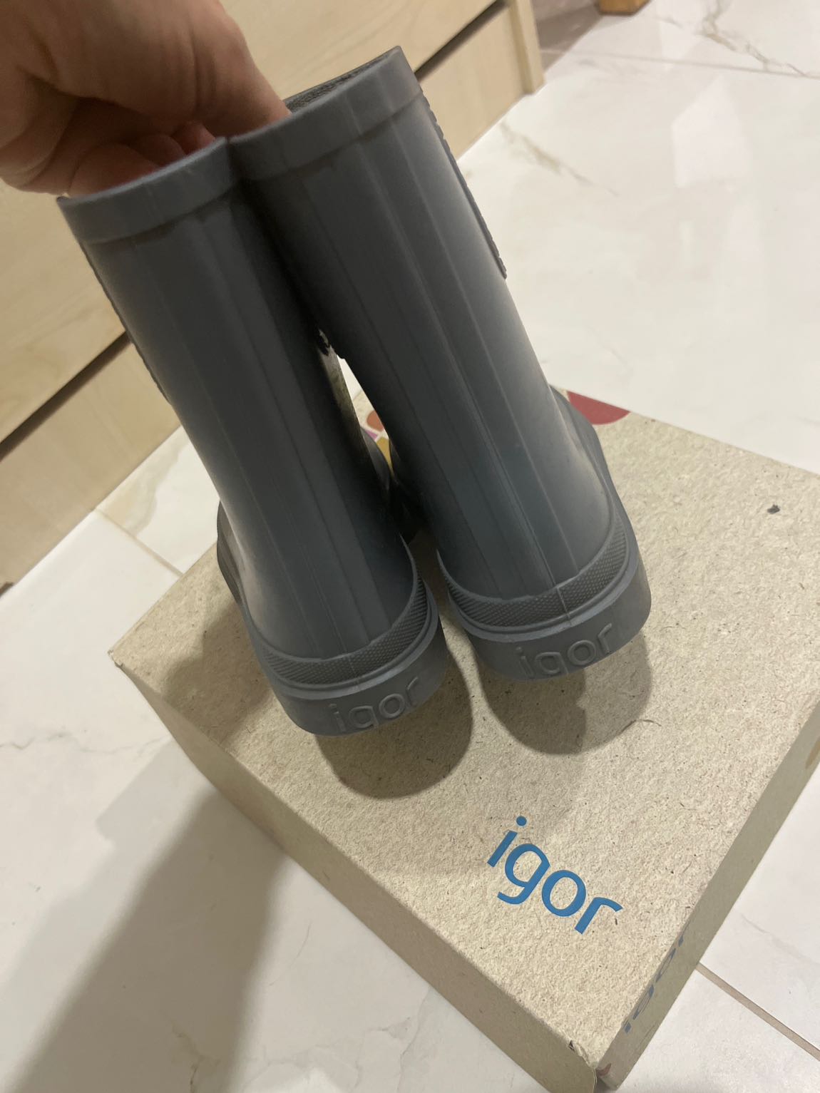 Igor Gri Çocuk Bot — görsel 3/3