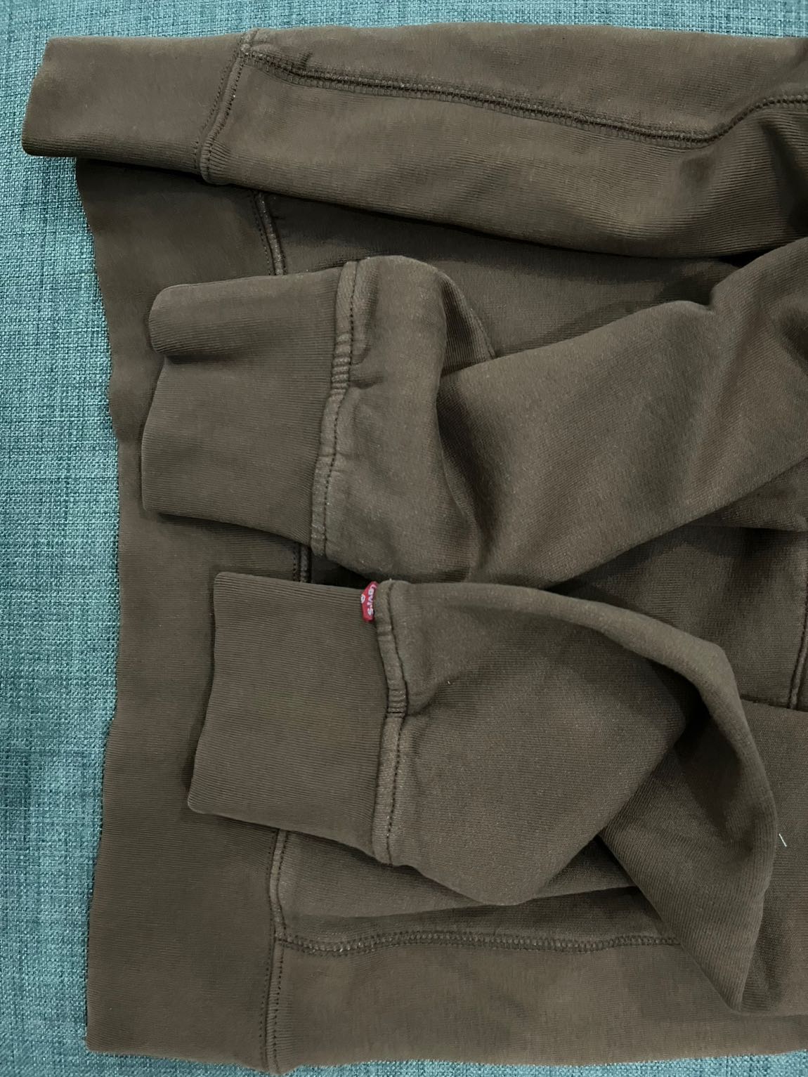 Levi’s Külahlı sweat — görsel 4/4