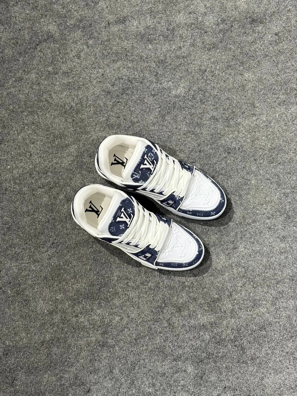 Louis Vuitton Trainer Erkek Sneaker 43 — görsel 3/4