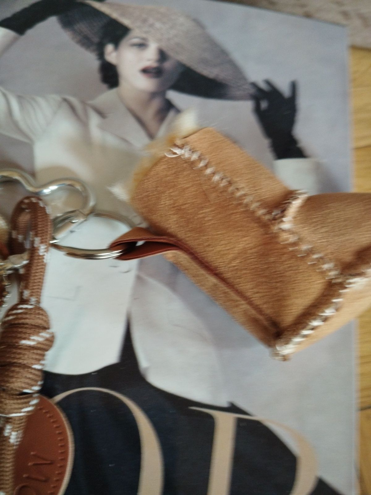 Ugg botlu çanta süsü — görsel 6/6