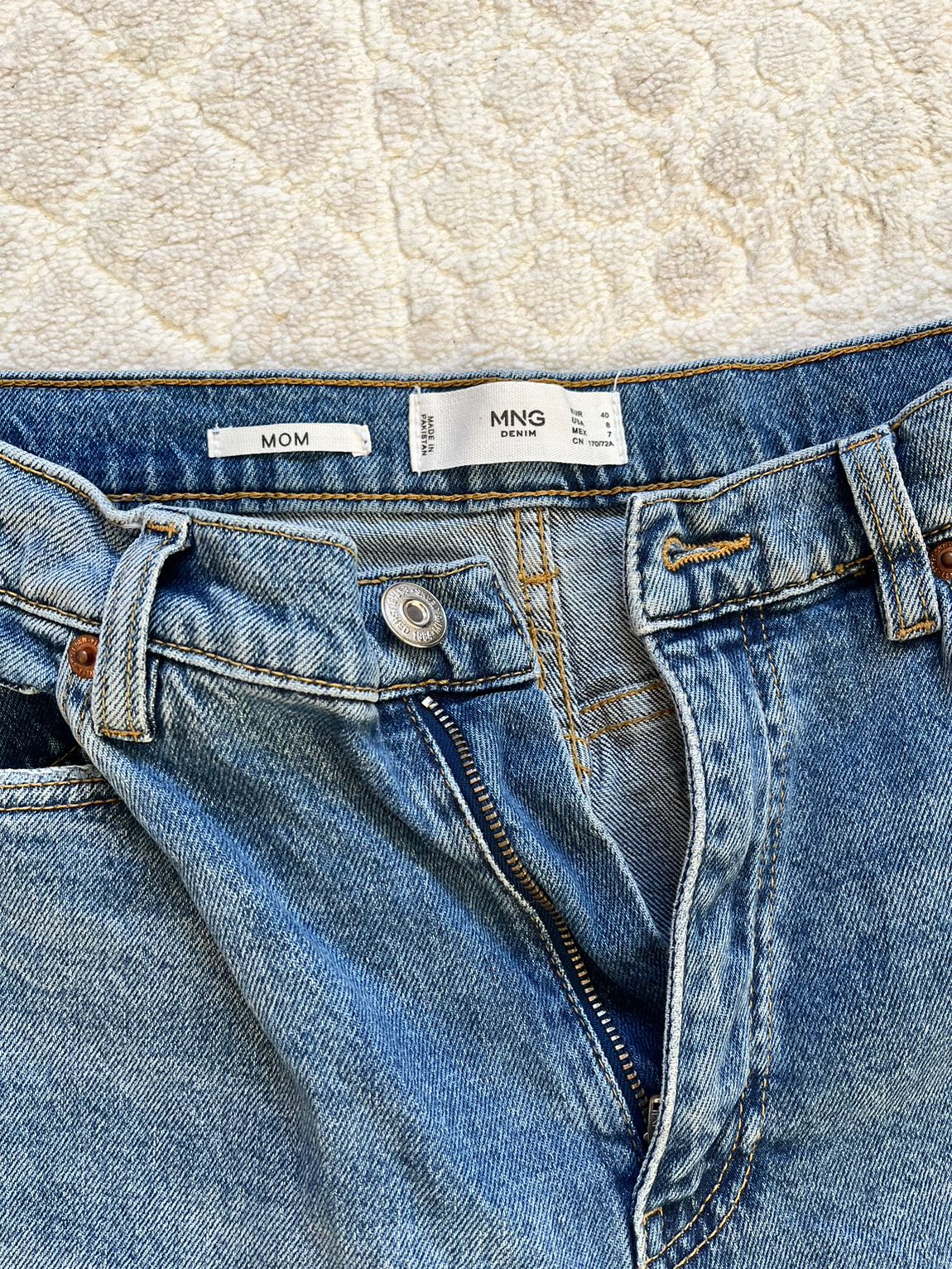 Mango mom jean — görsel 4/5