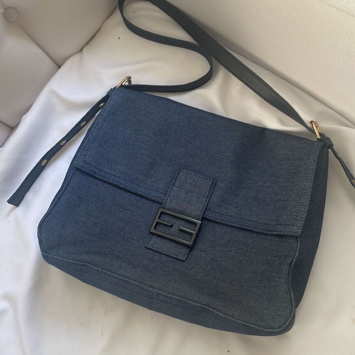 Fendi jean shoulder bag — görsel 4/4