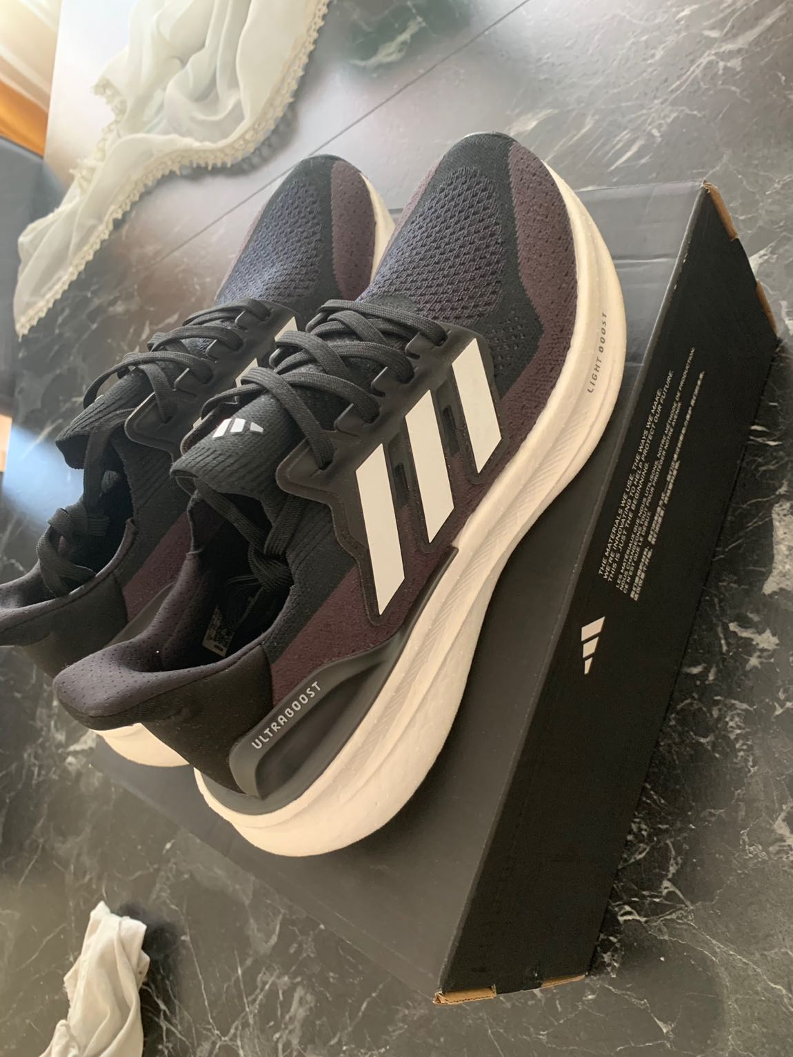 Adidas — görsel 7/8