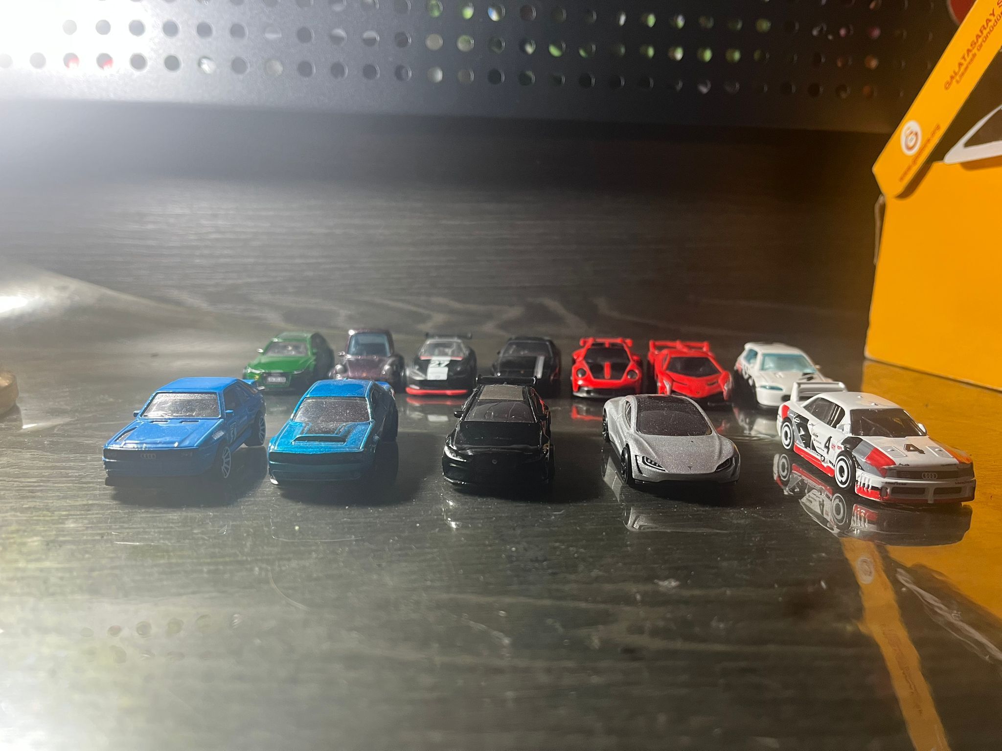 Hot Wheels Araba — görsel 2/4