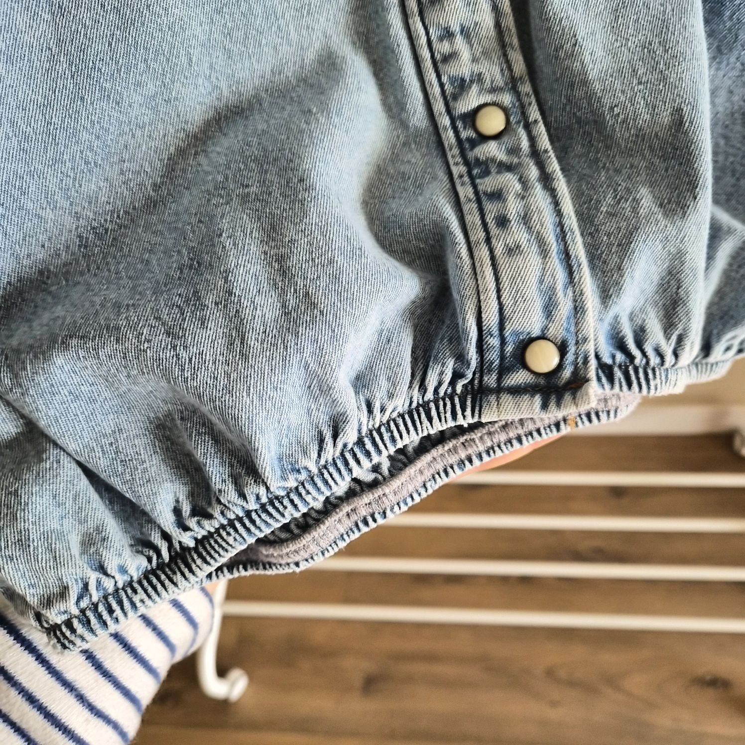 AllSaints Açık Mavi Crop Denim Gömlek – — görsel 7/8
