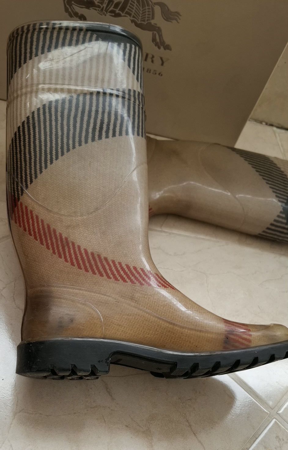 Burberry yağmur çizmesi — görsel 5/8