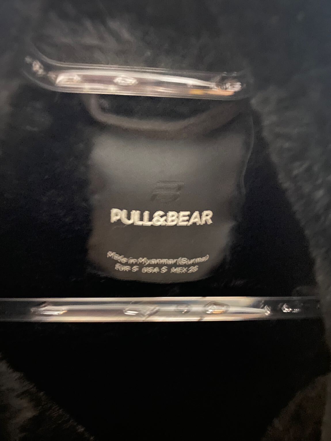 Pull and Bear Siyah Kemer Detaylı Ceket — görsel 2/7
