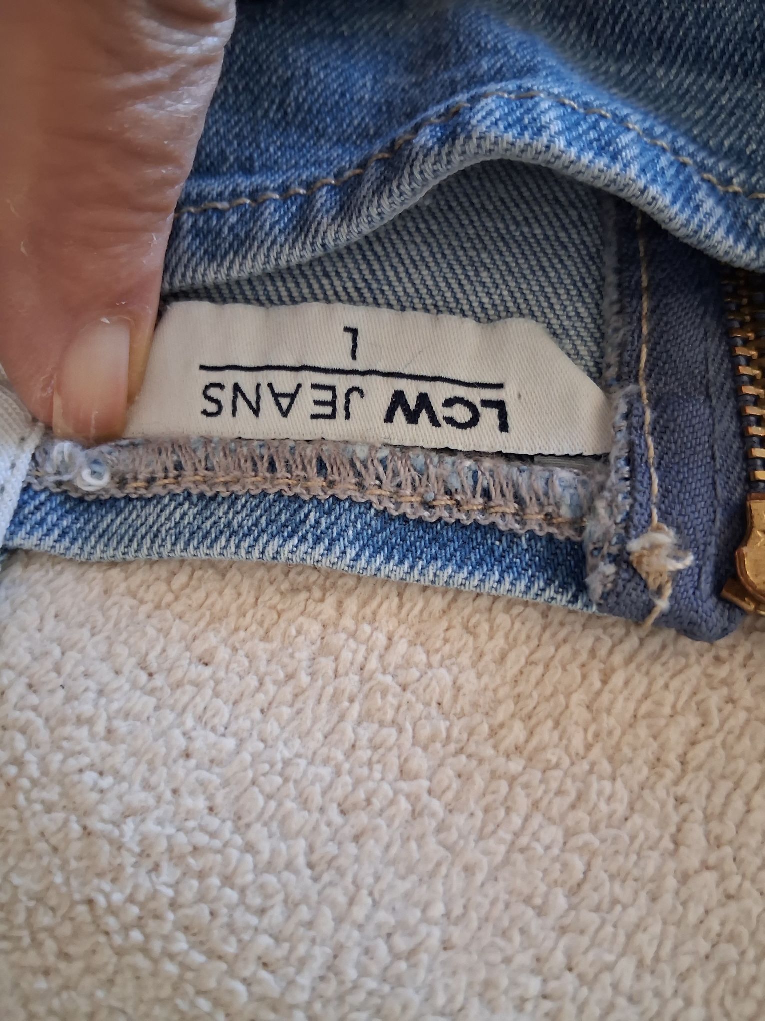 Kot pantalon ve bustuyer. — görsel 5/5