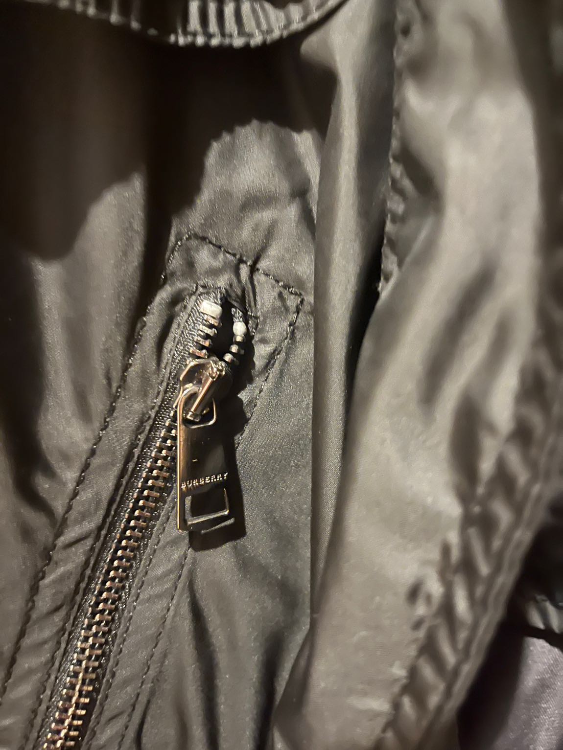 burberry brit yağmurluk — görsel 3/8