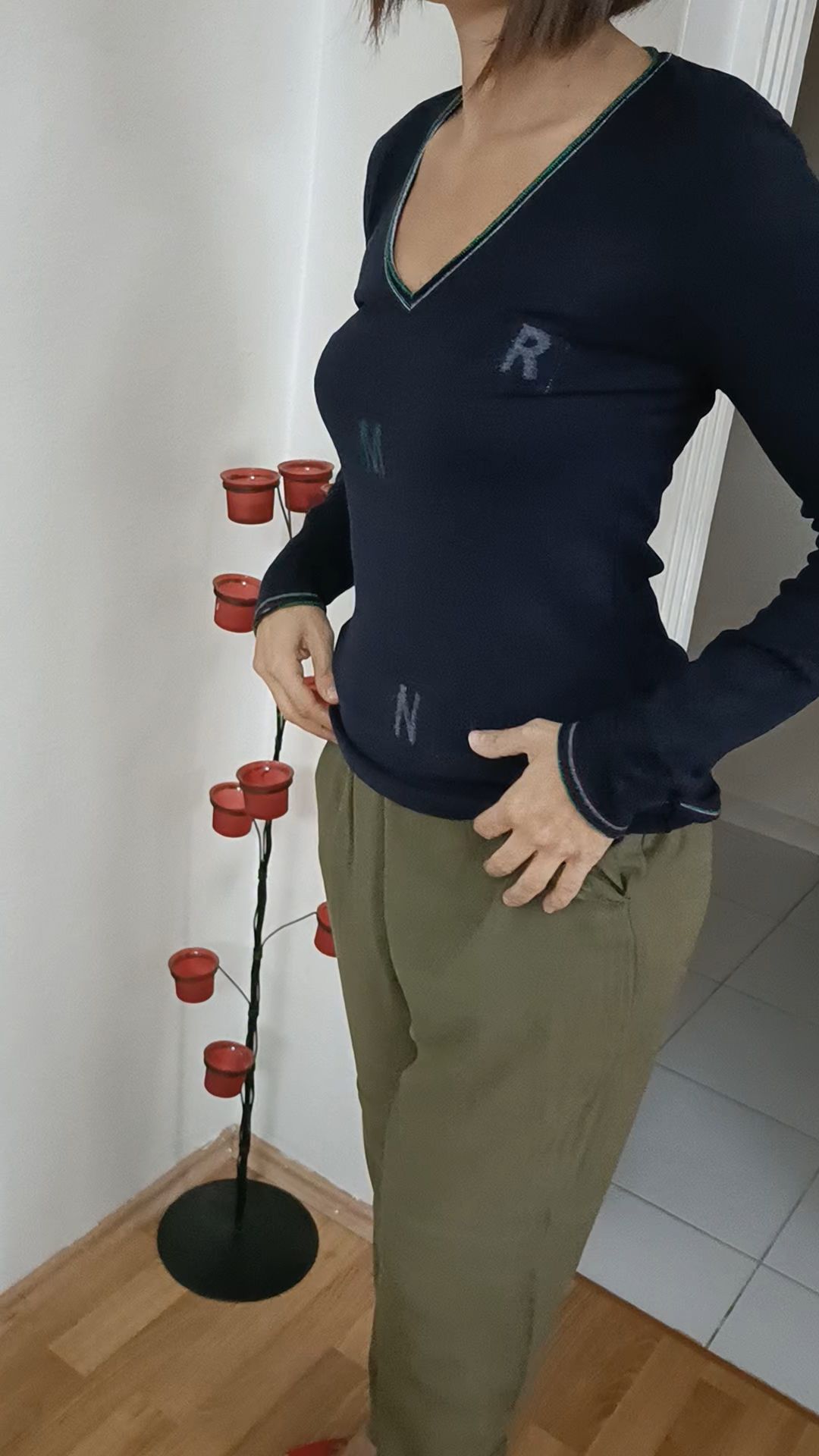Armani Jeans V Yaka İnce Triko Kazak — görsel 2/8