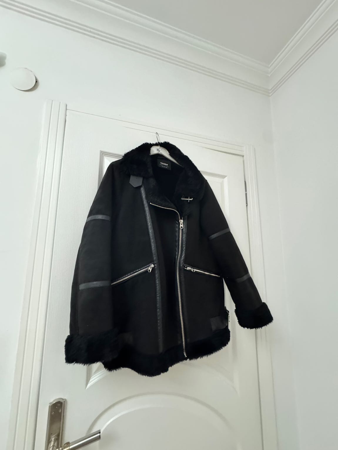 Pull & Bear Siyah Suni Deri  Detaylı — görsel 3/6